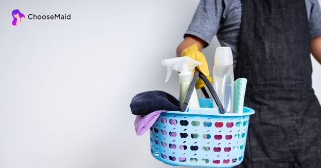 a filipino maid cleaning in abu dhabi 